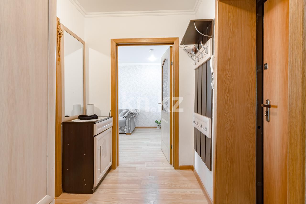 Продажа 3-комнатной квартиры, 65 м², ул. Косшыгулулы, дом  11 в Астане - фото 8