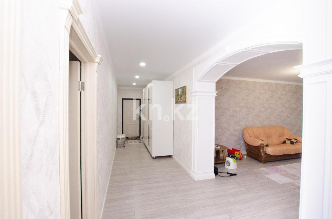 Продажа 3-комнатной квартиры, 95 м², пр. Туран в Астане - фото 4