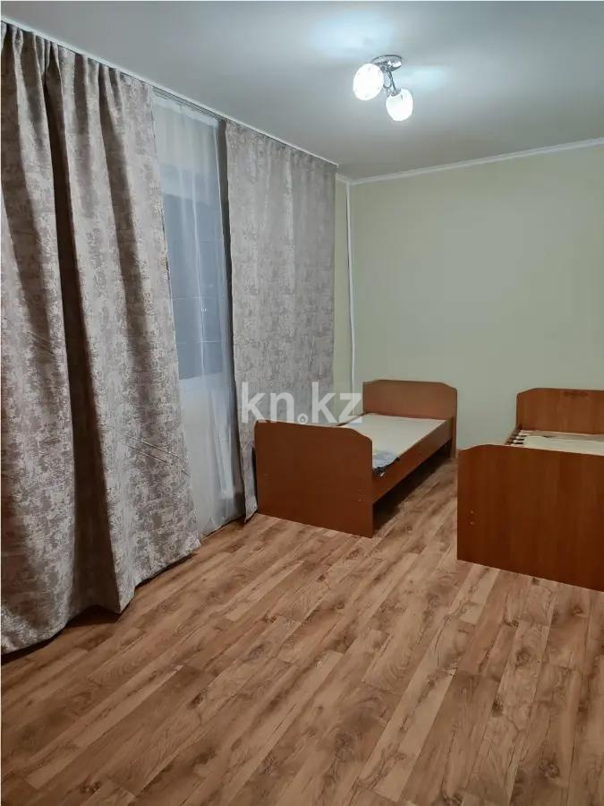 Продажа 2-комнатной квартиры, 44 м², 9 мкр., дом  32 в Алматы - фото 2
