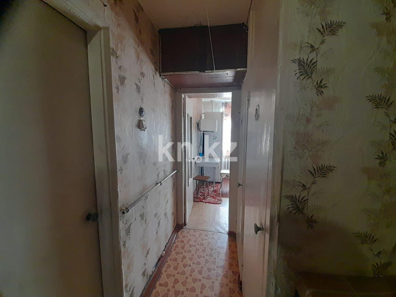 Продажа 3-комнатной квартиры, 60 м², пр. Строителей, дом  29 в Караганде - фото 9