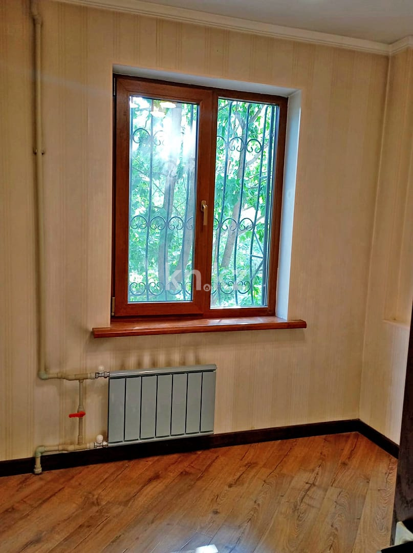Продажа 2-комнатной квартиры, 43 м², мкр-н Аксай-2 в Алматы - фото 2