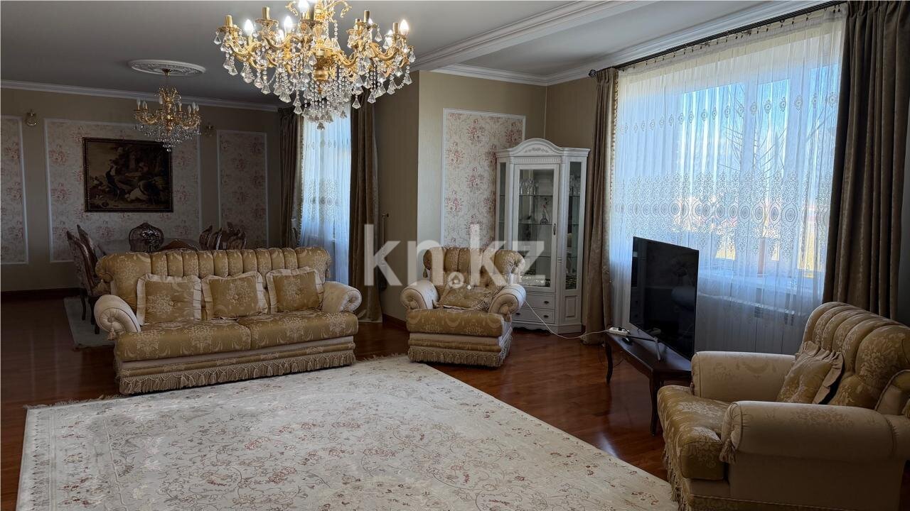 Продажа 4-комнатной квартиры, 197 м² в Караганде - фото 2