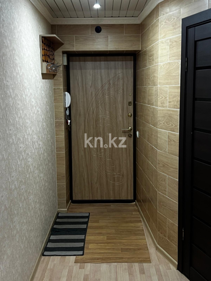 Аренда 2-комнатной квартиры, 48 м² - Недвижимость в Караганде - страница 2 фото 1 из 12