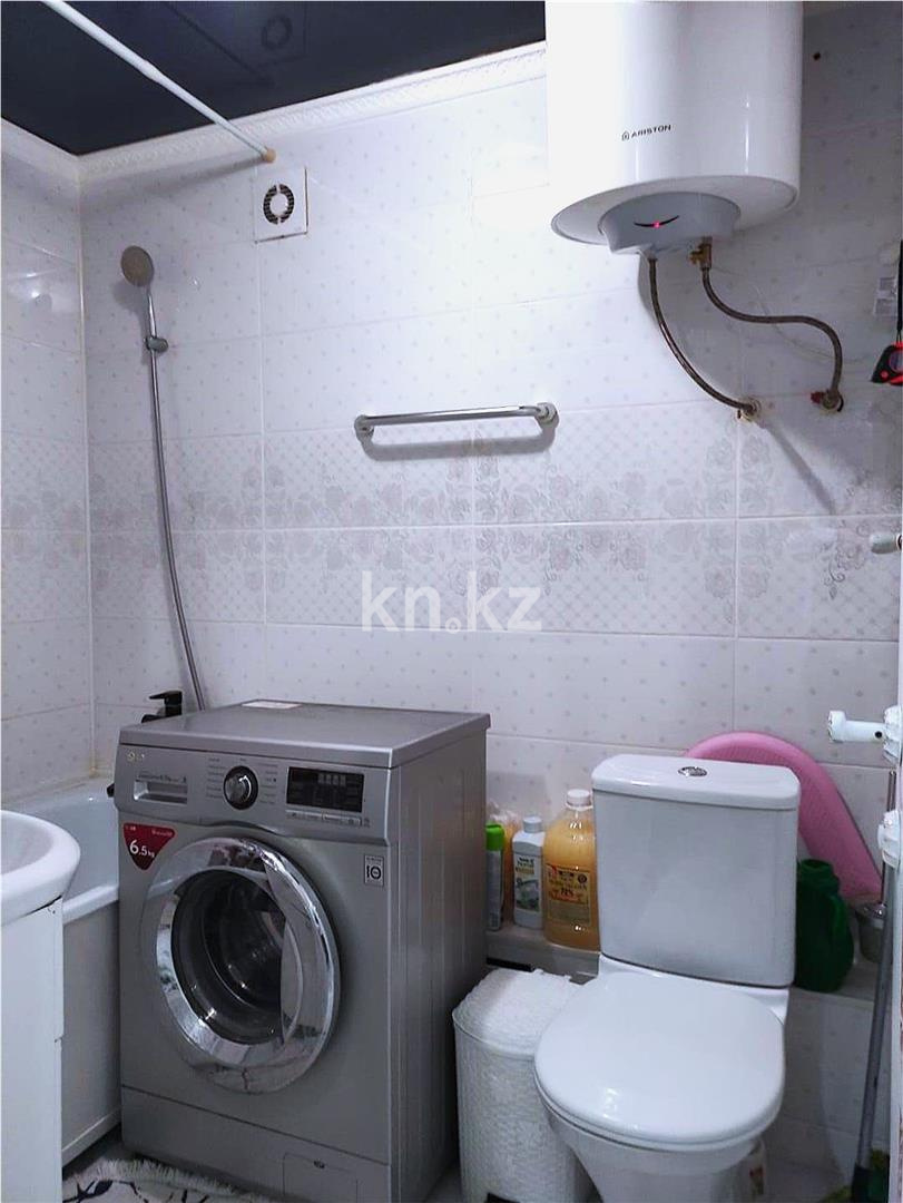 Продажа 4-комнатной квартиры, 60 м² - Продажа четырехкомнатных квартир в Городе Караганды - страница 2 фото 11 из 14