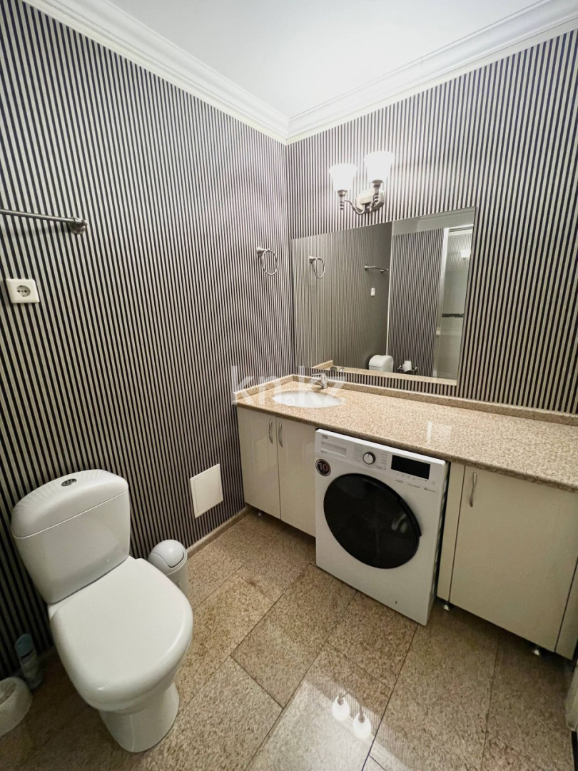 Продажа 4-комнатной квартиры, 223 м² в Астане - фото 38