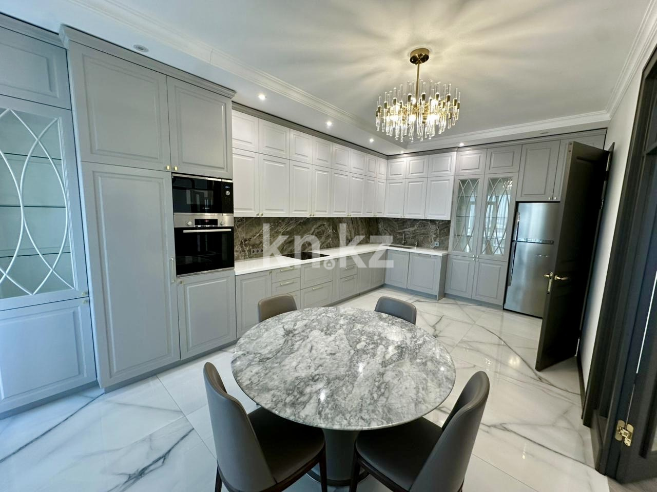 Продажа 4-комнатной квартиры, 170 м² - Продажа четырехкомнатных квартир от собственников в Астане - страница 13 фото 12 из 40