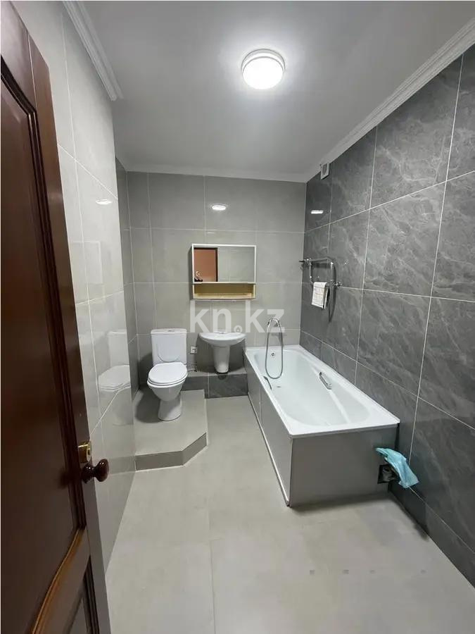 Продажа 3-комнатной квартиры, 92 м², пр. Абая, дом  63 - Аренда офисных и торговых помещений в Костанае фото 5 из 6