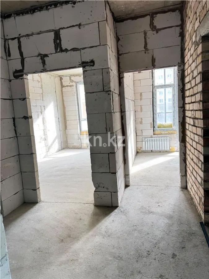 Продажа 1-комнатной квартиры, 41.2 м², ул. Бухар жырау, дом  32 в Астане - фото 2