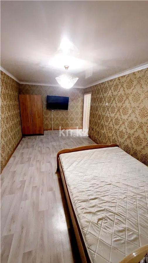 Продажа 1-комнатной квартиры, 37 м², пр. Строителей, дом  1 - Продажа  однокомнатных квартир в Караганде без посредников с фото фото 1 из 3