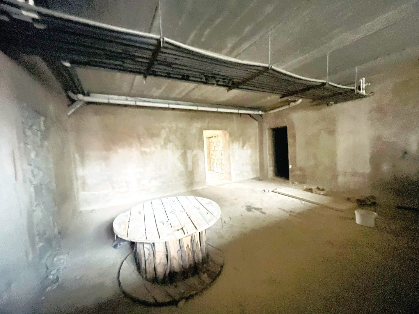 Продажа , 96.7 м², 137 учетный квартал - Продажа офисных и торговых помещений в Караганде фото 3 из 9