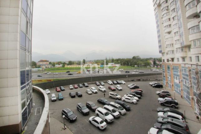 Аренда 3-комнатной квартиры посуточно, 130 м², ул. Розыбакиева, дом  289 - Аренда жилой и коммерческой недвижимости в Алматы фото 19 из 21