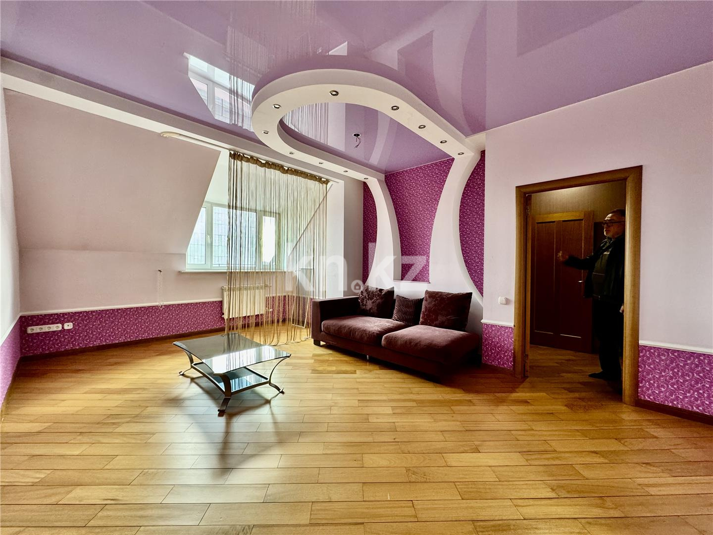 Продажа 6-комнатной квартиры, 227 м², ул. Ерубаева, дом  50/6 - Продажа  пятикомнатных квартир в Караганде фото 36 из 59