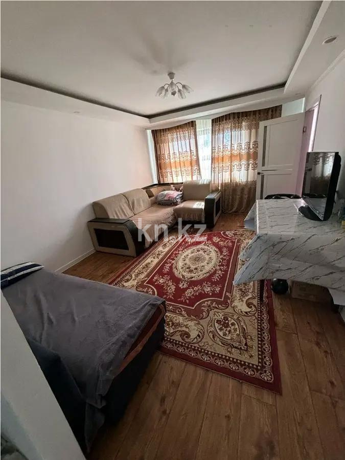 Продажа 4-комнатной квартиры, 60 м², ул. Сейфуллина, дом  13/1 - Продажа  четырехкомнатных квартир в Астане без посредников фото 1 из 5