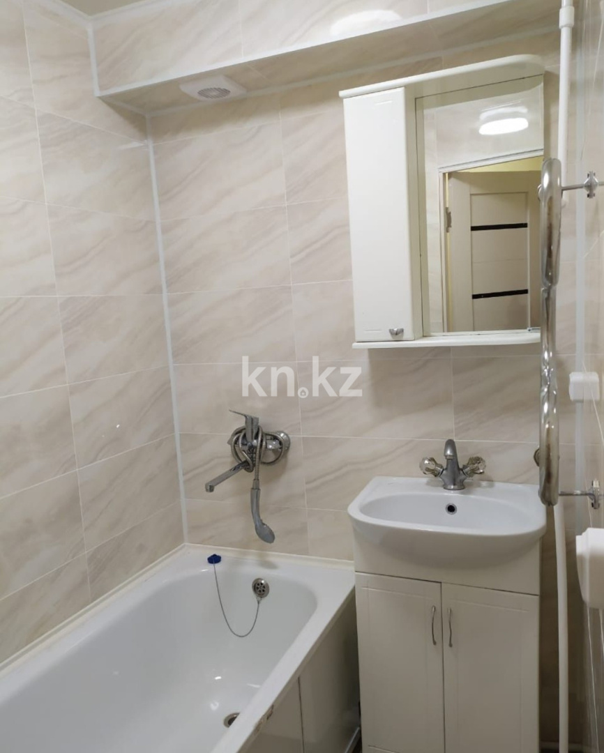 Аренда 1-комнатной квартиры посуточно, 36 м², ул. Университетская, дом  17 - Аренда квартир посуточно в Караганде с фото фото 4 из 5