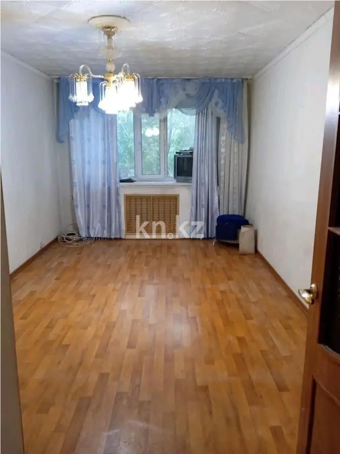 Продажа 3-комнатной квартиры, 62 м², мкр-н 14, дом  22 - Продажа  трехкомнатных квартир в Караганде без посредников фото 1 из 7