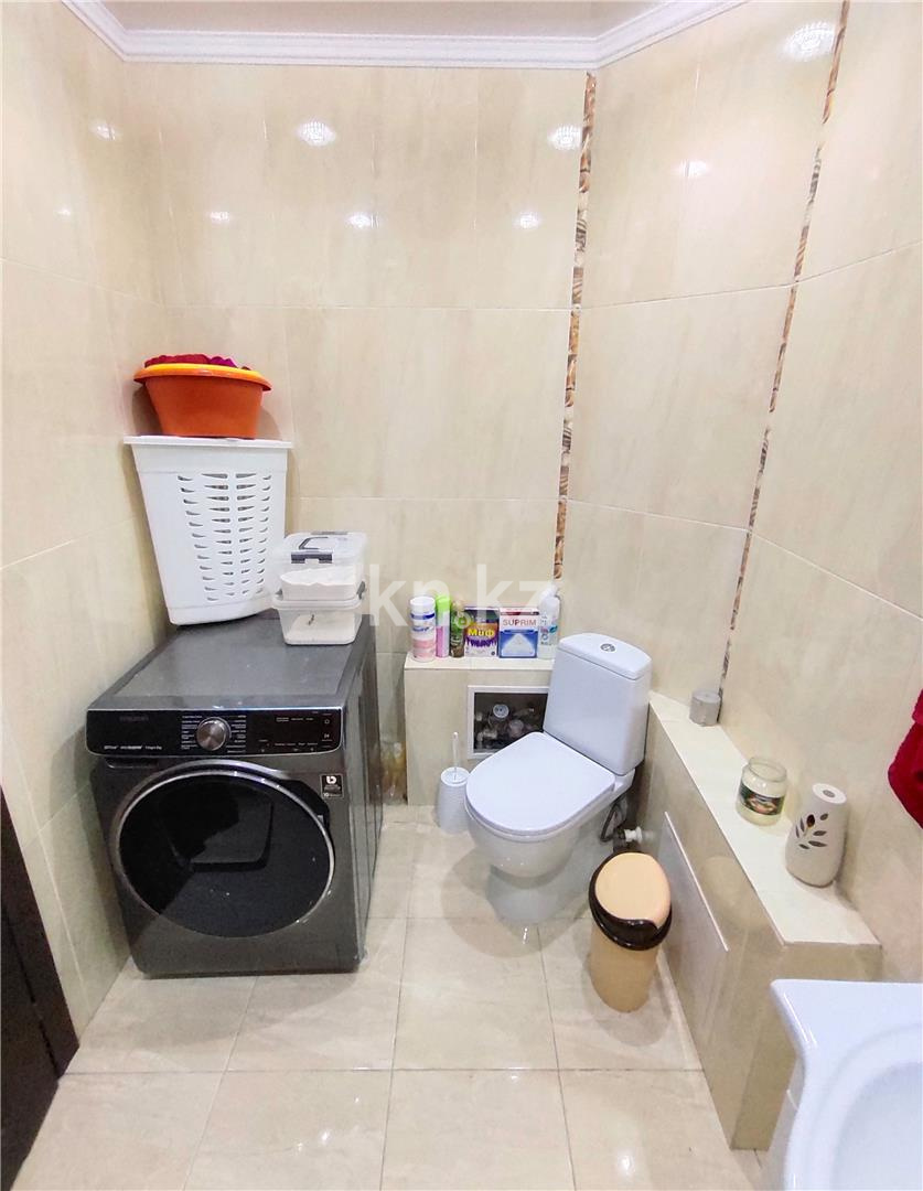 Продажа 3-комнатной квартиры, 148 м², мкр-н Голубые Пруды в Караганде - фото 11