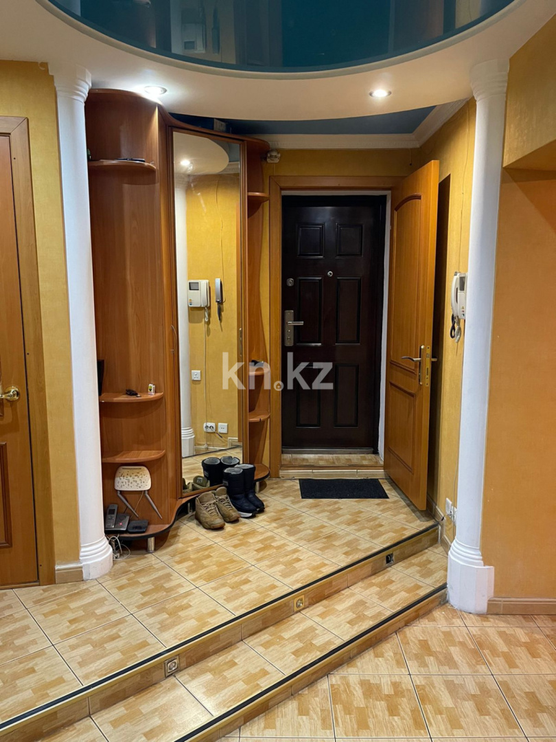 Продажа 3-комнатной квартиры, 100 м², ул. Ботаническая, дом  14 в Караганде - фото 14