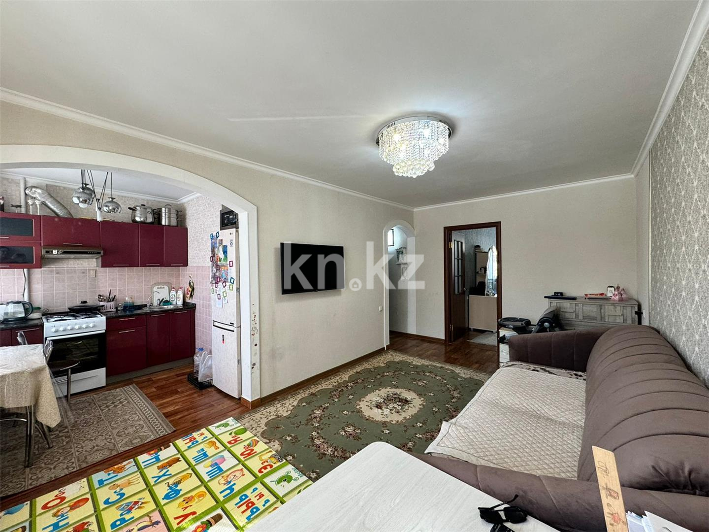 Продажа 2-комнатной квартиры, 47 м², пр. Республики - Продажа  двухкомнатных квартир в Караганде фото 2 из 9