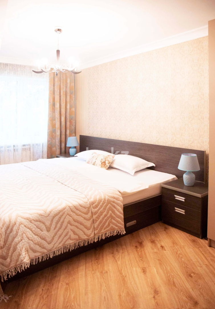 Аренда 3-комнатной квартиры посуточно, 62 м² - Аренда квартир посуточно в Алматы фото 2 из 7