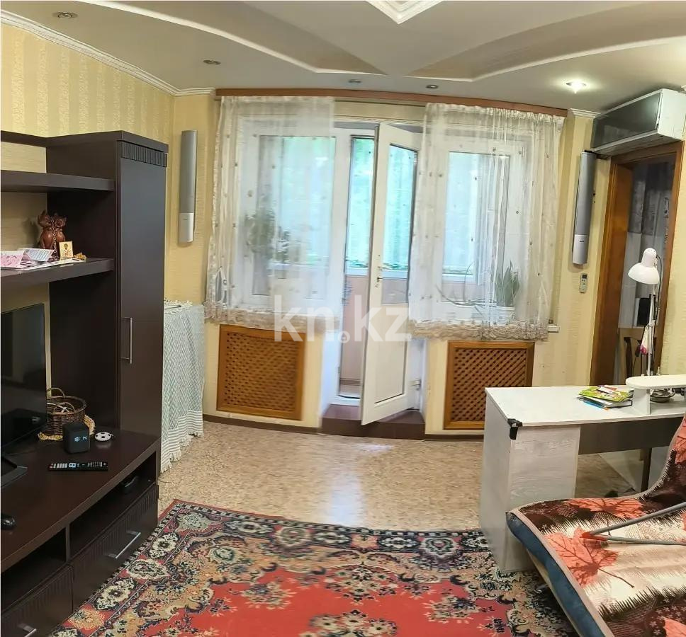 Продажа 2-комнатной квартиры, 44 м², мкр-н 9, дом  36 - Продажа  двухкомнатных квартир в Алматы без посредников с фото фото 1 из 4