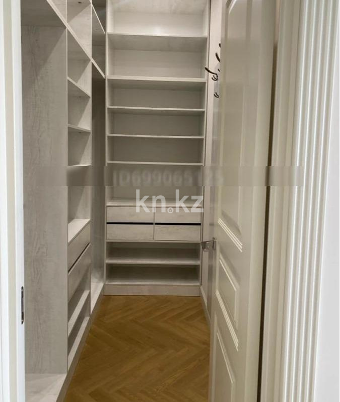 Аренда 4-комнатной квартиры, 200 м² - Аренда квартир помесячно в Алматы фото 16 из 20