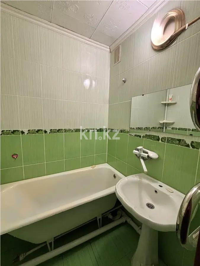 Продажа 2-комнатной квартиры, 54 м², мкр-н 19, дом  75 в Караганде - фото 4