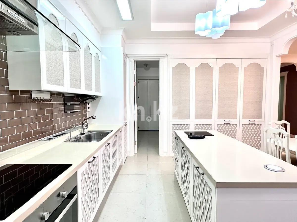 Продажа 4-комнатной квартиры, 165 м², ул. Байтурсынова, дом  9 блок F1 в Астане - фото 5