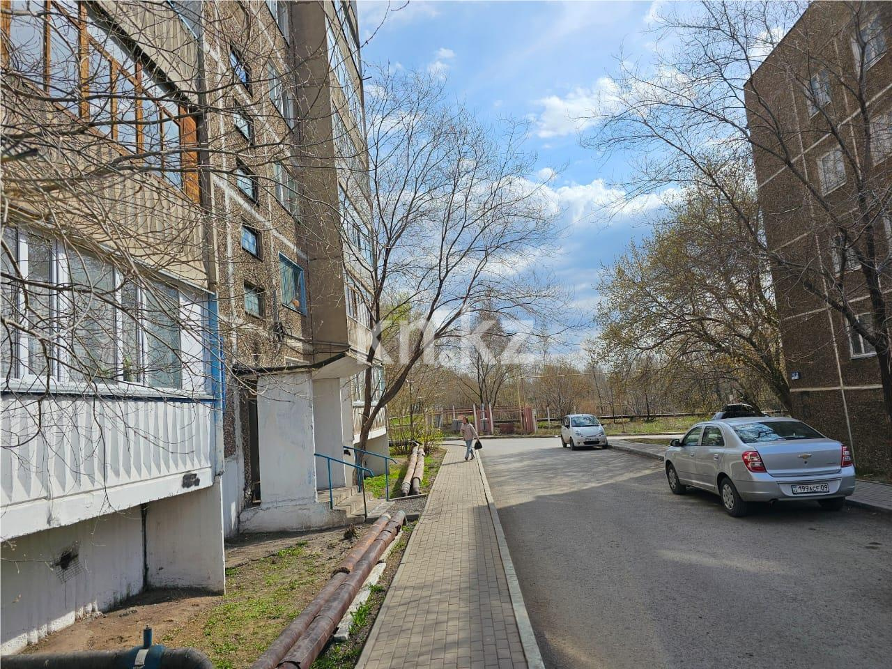 Продажа 1-комнатной квартиры, 33 м², мкр-н 11а - Продажа  однокомнатных квартир в Караганде фото 10 из 10