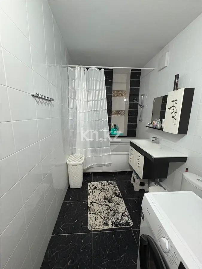 Продажа 3-комнатной квартиры, 100 м², ул. Сауран в Астане - фото 6