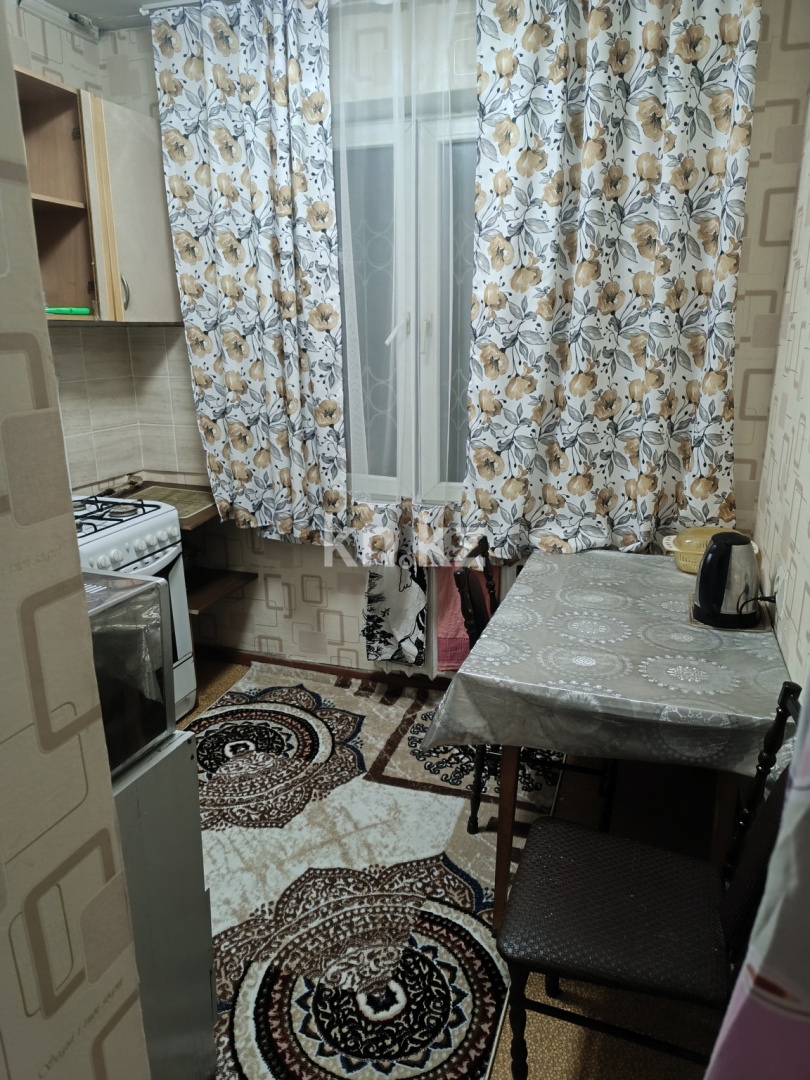 Аренда 1-комнатной квартиры посуточно, 38 м², Айнабулак-3 мкр-н, дом  112 - Аренда  однокомнатных квартир посуточно в Алматы без посредников фото 2 из 7