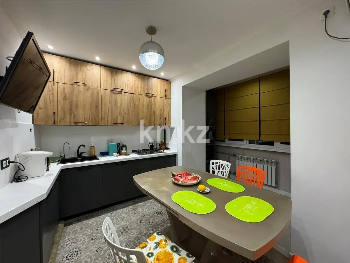 Продажа 4-комнатной квартиры, 96.7 м² в Алматы - фото 4