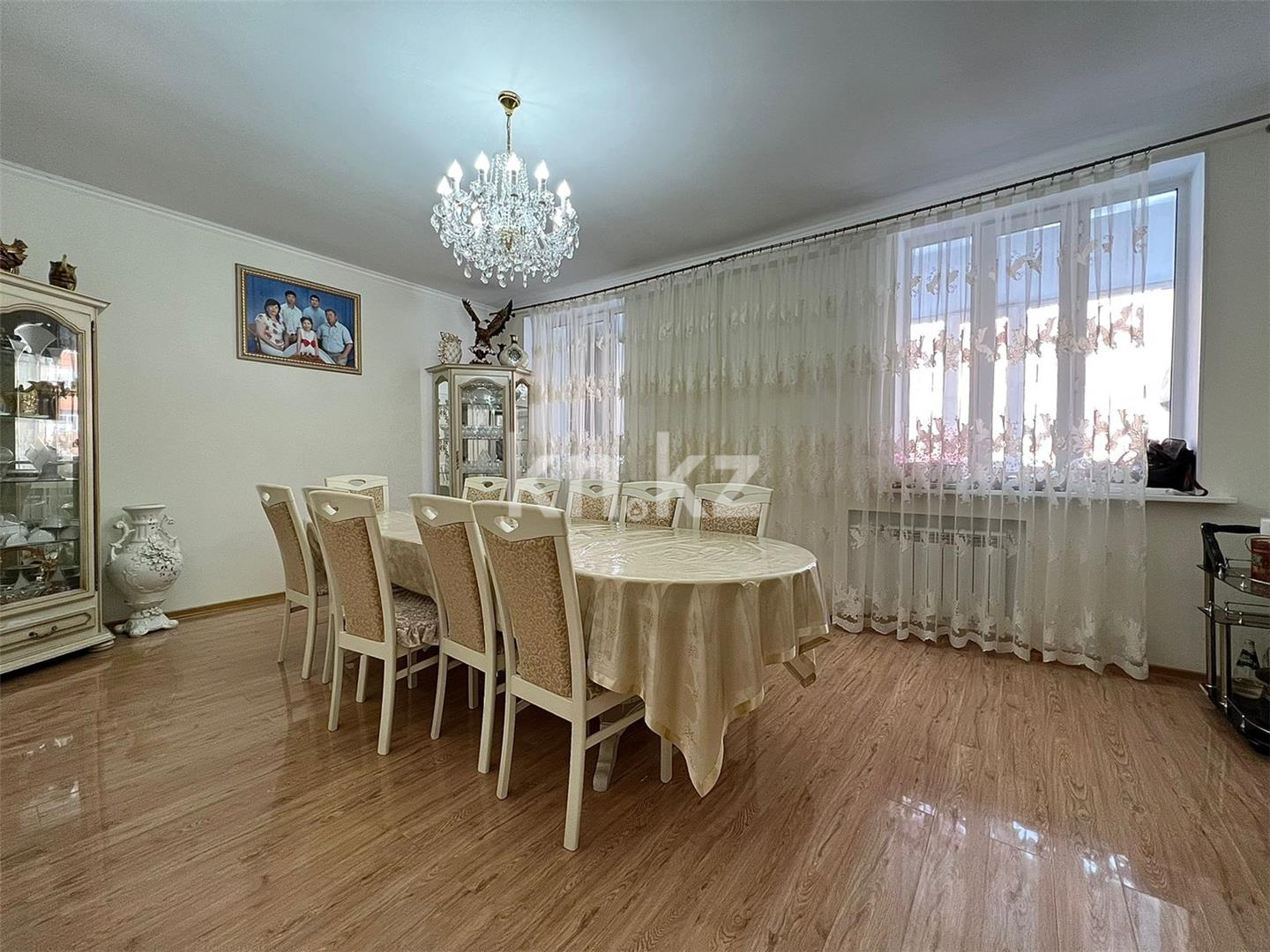 Продажа 4-комнатной квартиры, 202 м², ул. Таттимбета - Продажа квартир в Караганде с фото фото 7 из 21