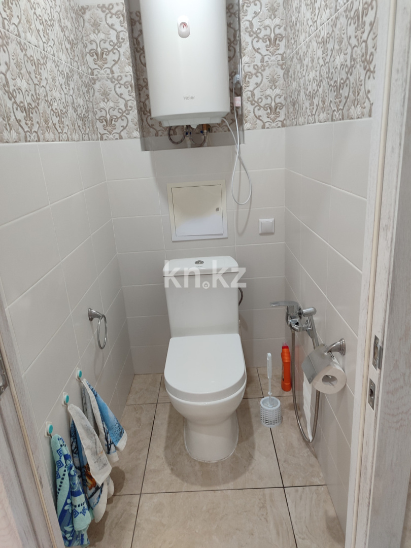 Аренда 3-комнатной квартиры, 76 м², пр. Республики, дом  10 - Аренда жилой и коммерческой недвижимости в Темиртау фото 13 из 19