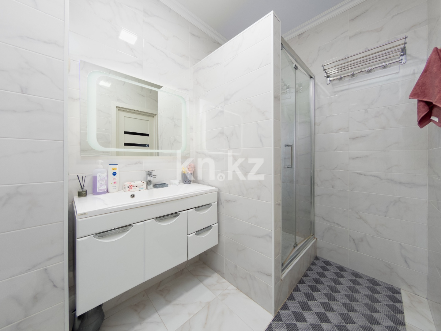 Аренда 2-комнатной квартиры посуточно, 53 м² - Аренда квартир посуточно в Алматы фото 8 из 10