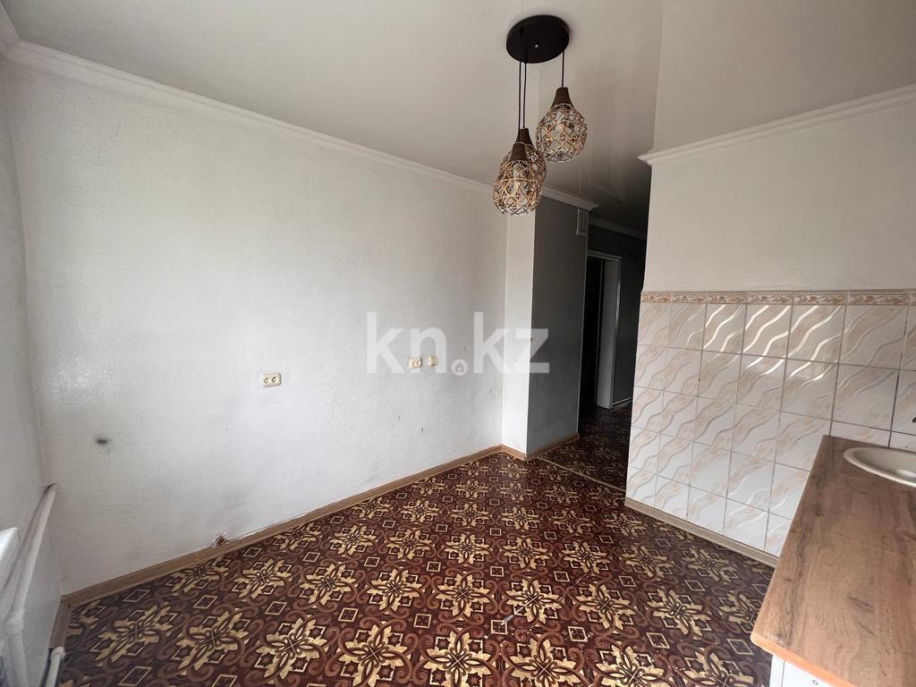 Продажа 4-комнатной квартиры, 78 м², мкр-н Восток-1, дом  4 в Караганде - фото 12