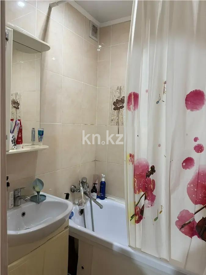 Продажа 3-комнатной квартиры, 64 м² - Продажа квартир в Караганде - страница 2 фото 6 из 7