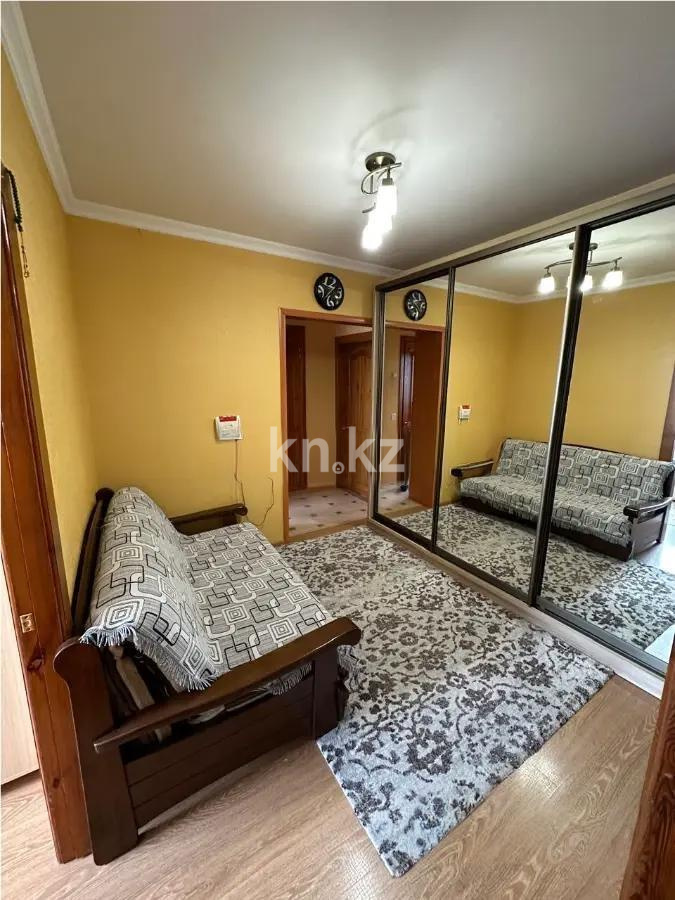 Продажа 3-комнатной квартиры, 64 м², мкр-н Голубые Пруды, дом  14 - Продажа  трехкомнатных квартир в Караганде без посредников фото 2 из 5