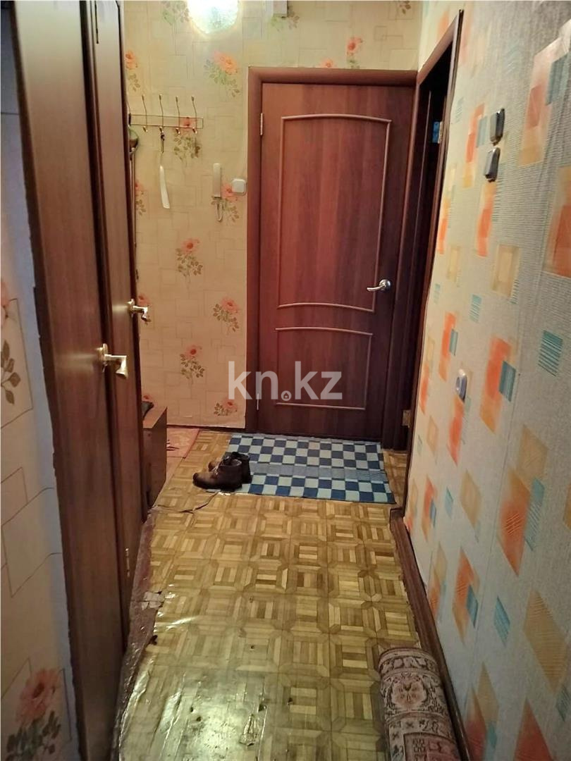 Продажа 1-комнатной квартиры, 31 м², 15 мкр. - Продажа  однокомнатных квартир в Караганде фото 6 из 7