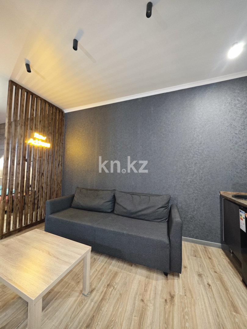 Продажа 1-комнатной квартиры, 47 м², ул. Комиссарова, дом  10/3 - Продажа  однокомнатных квартир в Караганде с фото фото 3 из 14