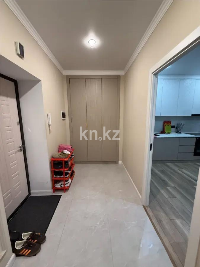 Продажа 2-комнатной квартиры, 67 м² в Алматы - фото 4