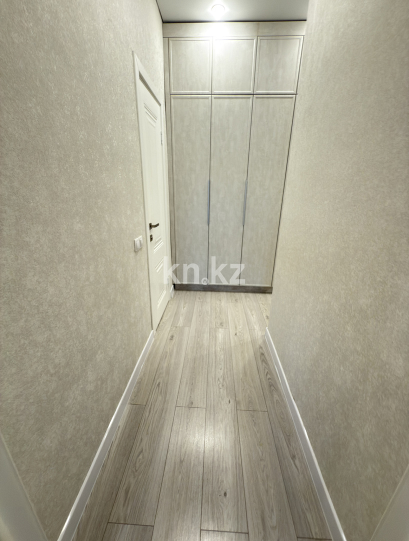 Продажа 3-комнатной квартиры, 87 м², пр. Шахтеров, дом  46/1 в Караганде - фото 21