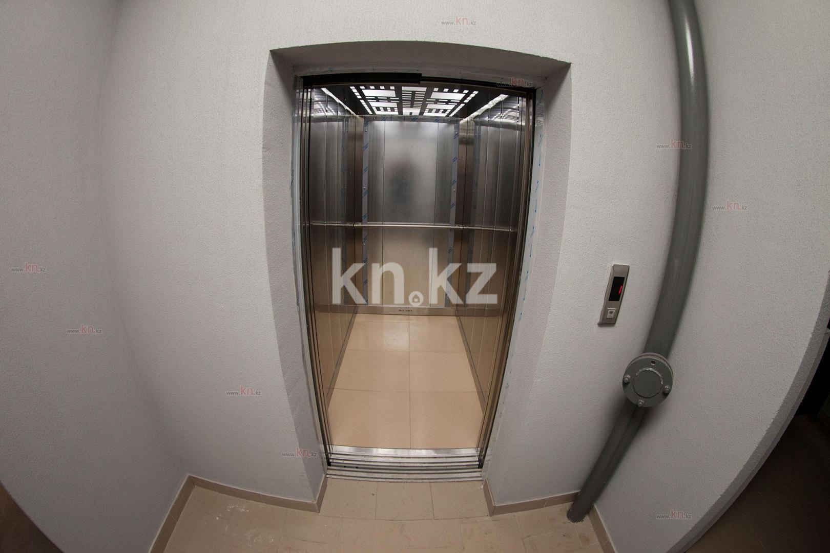 Продажа 1-комнатной квартиры, 46 м², пр. Шахтеров, дом  23/7 в Караганде - фото 11