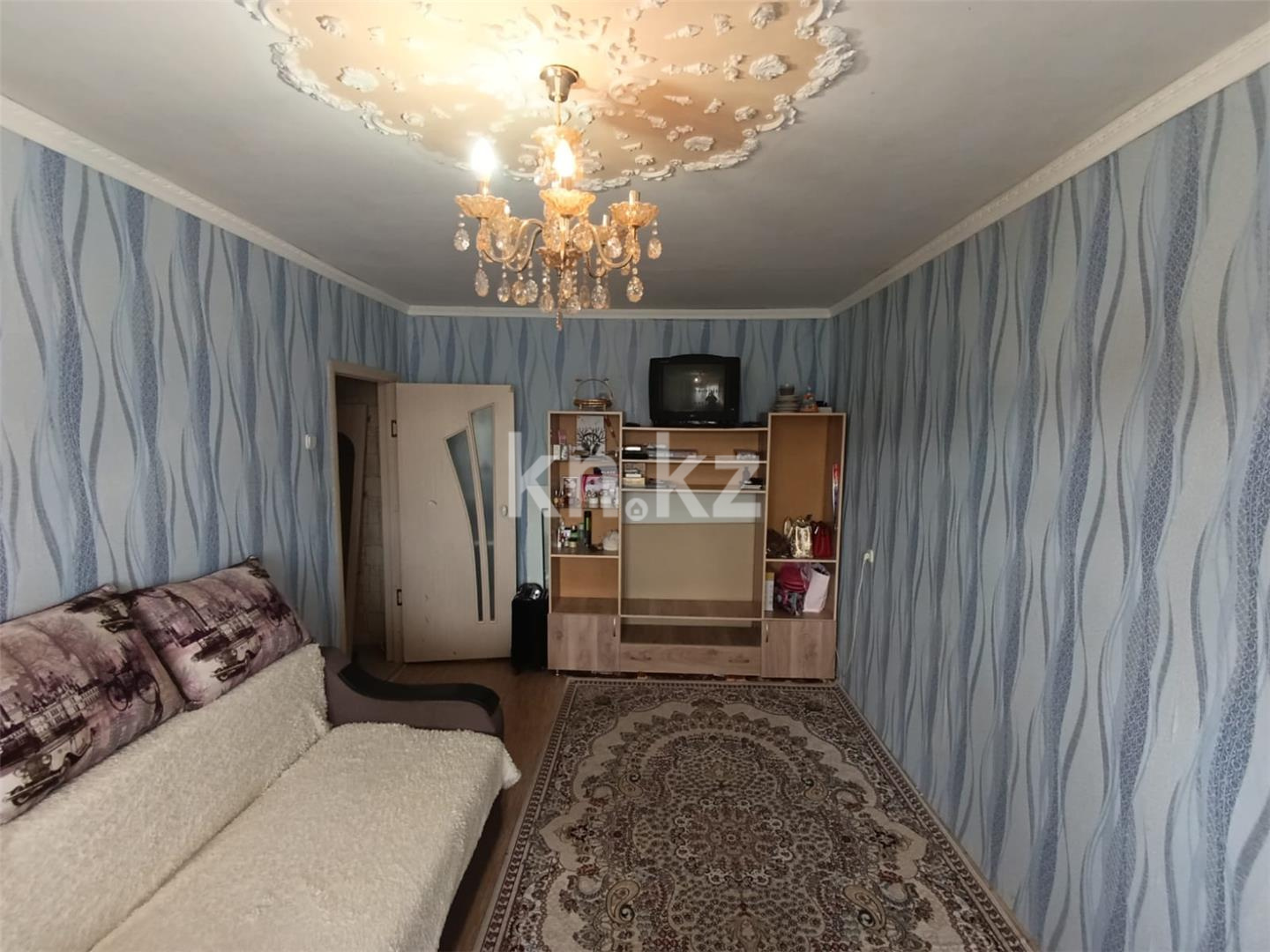 Продажа 2-комнатной квартиры, 44 м², мкр-н Восток-1, дом  10 - Продажа  двухкомнатных квартир в Караганде фото 2 из 7