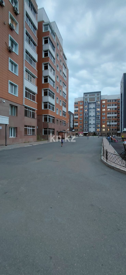 Продажа , 94 м², ул. Байтурсынова, дом  32/4 в Астане