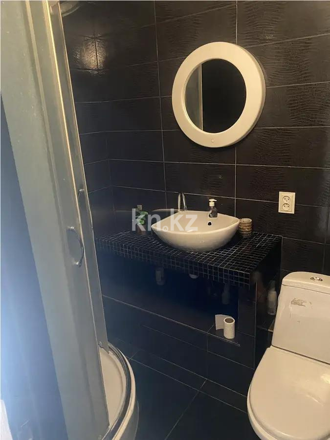 Продажа 1-комнатной квартиры, 32 м², 7 мкр., дом  20 - Продажа квартир в Казахстане фото 2 из 2