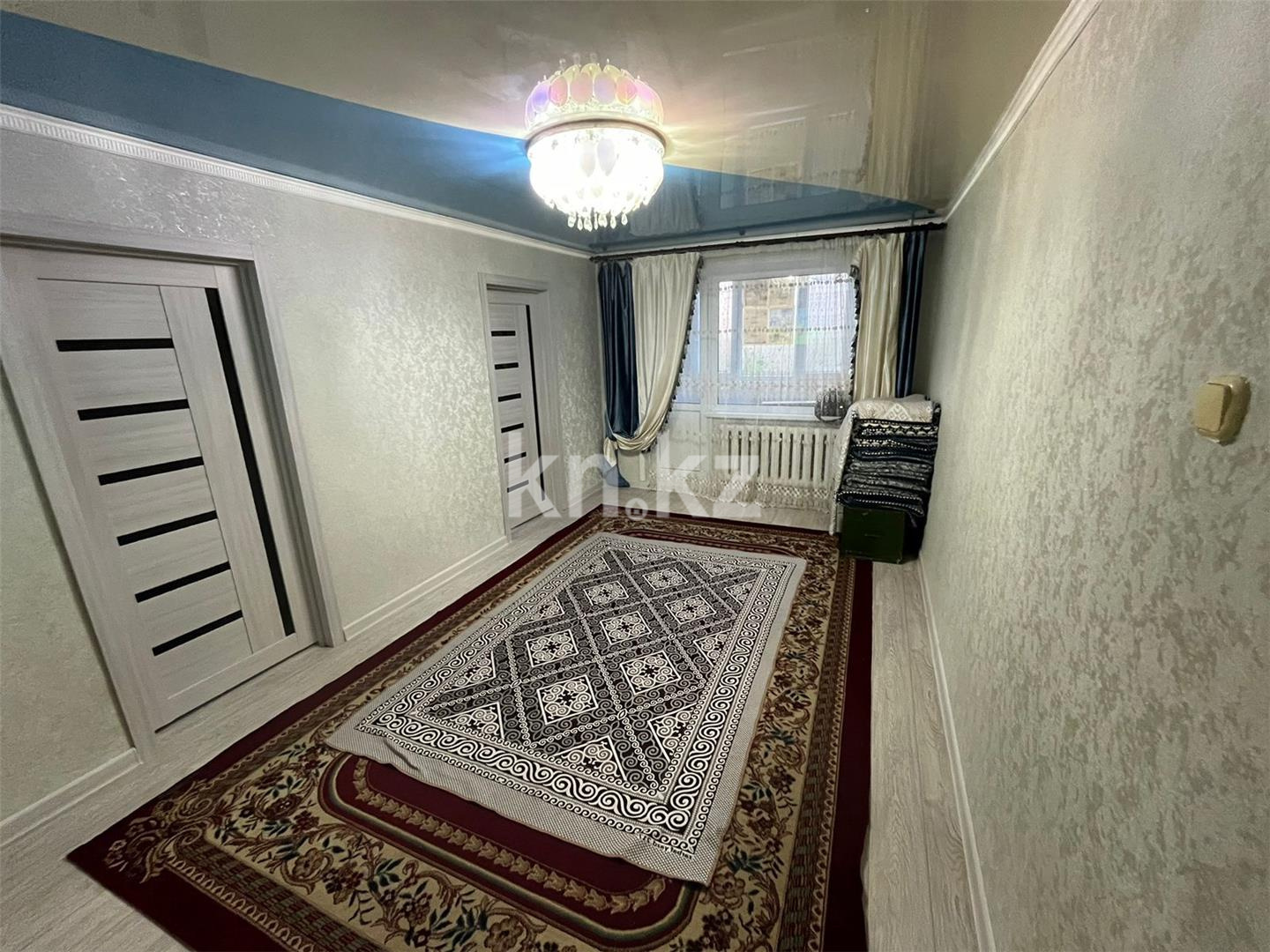 Продажа 3-комнатной квартиры, 48 м², мкр-н 2, дом  11 - Продажа квартир в Абае фото 2 из 8