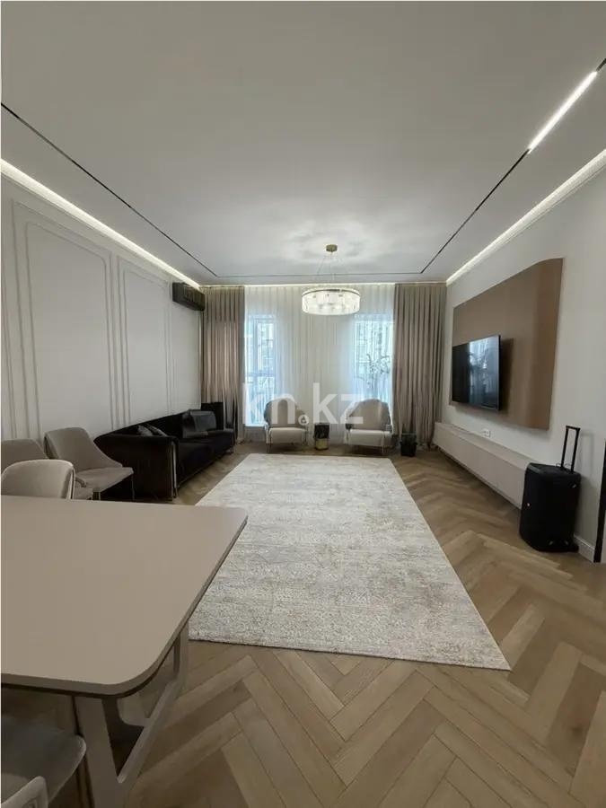 Продажа 4-комнатной квартиры, 135 м² в Астане