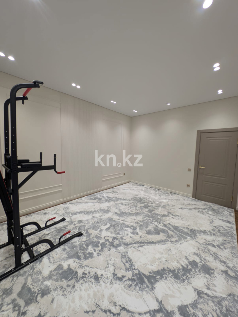 Продажа 2-комнатной квартиры, 80.3 м² - Продажа жилой и коммерческой недвижимости в Уральске фото 7 из 26