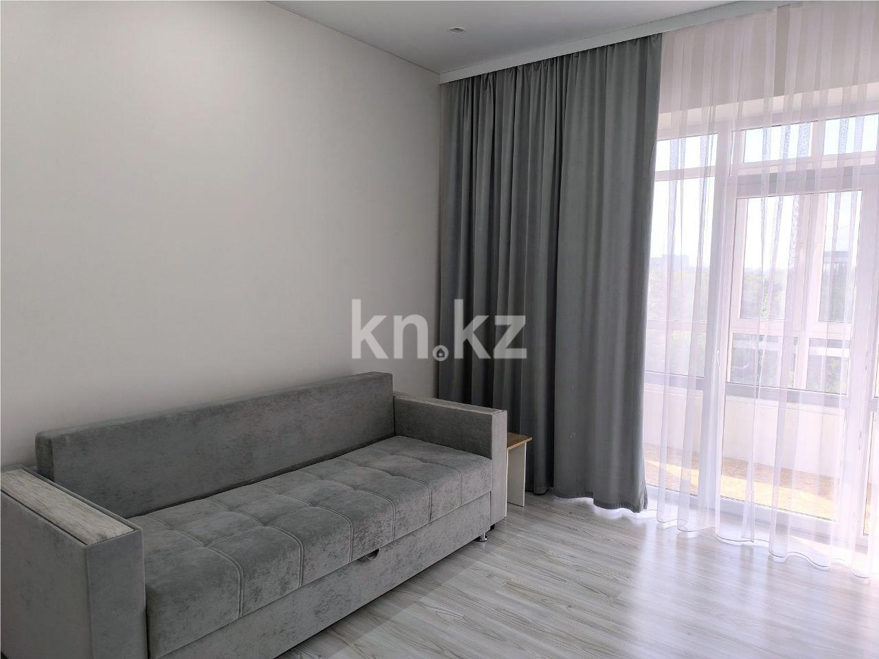 Продажа 2-комнатной квартиры, 70 м², ул. Кулкыбаева - Продажа квартир в Караганде фото 1 из 18