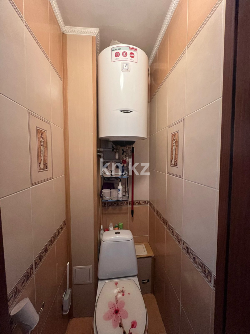 Продажа 3-комнатной квартиры, 63 м², ул. Таттимбета - Продажа  трехкомнатных квартир в Караганде фото 12 из 15